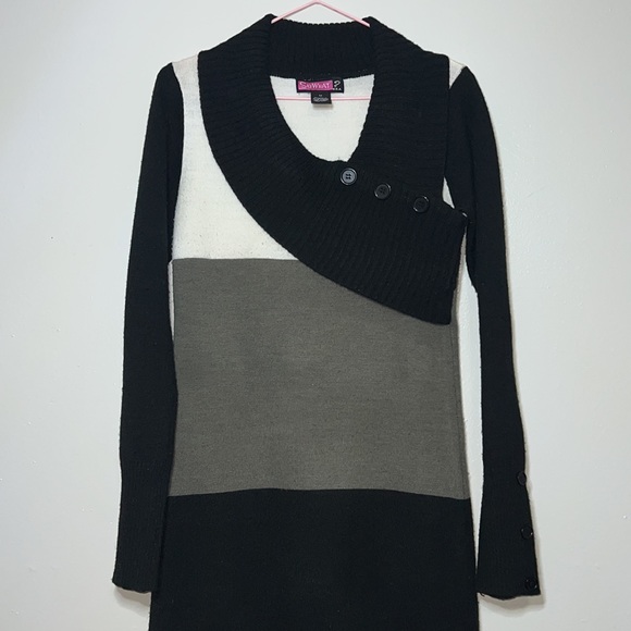 Say What? Sweater Mini Dress Women Size MEDIUM V Neck Button Details Colorblock - Picture 11 of 11